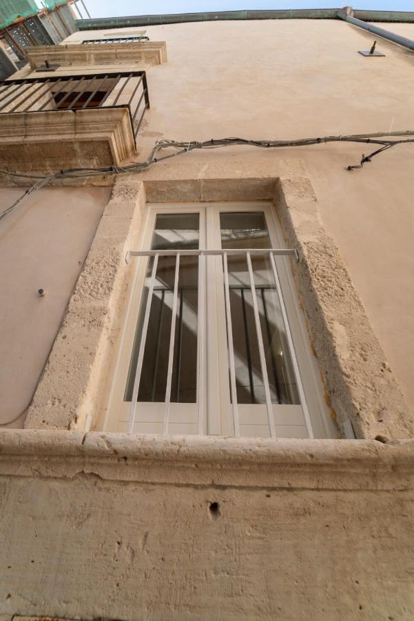 Apartament Ortigia Charme Piazza Duomo Syrakuzy Zewnętrze zdjęcie