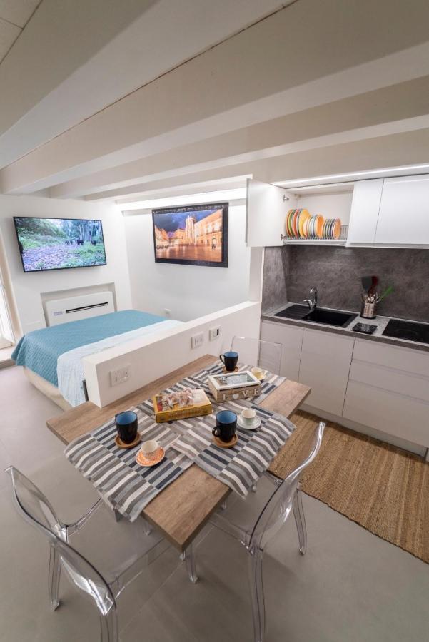 Apartament Ortigia Charme Piazza Duomo Syrakuzy Zewnętrze zdjęcie