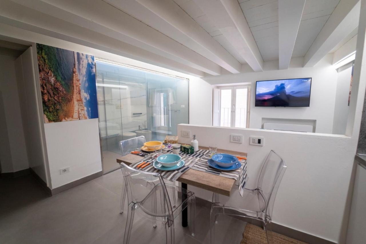 Apartament Ortigia Charme Piazza Duomo Syrakuzy Zewnętrze zdjęcie